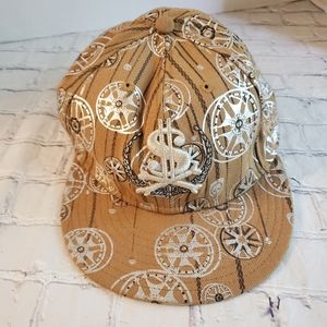 NEW ERA 59FIFTY MEN'S CAP GOLD AND SLIVER SIZE 7. 7/8 62 5CM